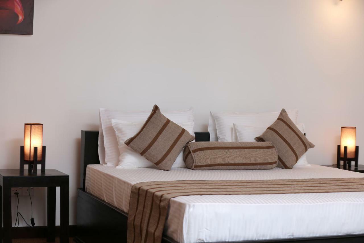 L&D Stay Inn Hikkaduwa Exteriör bild