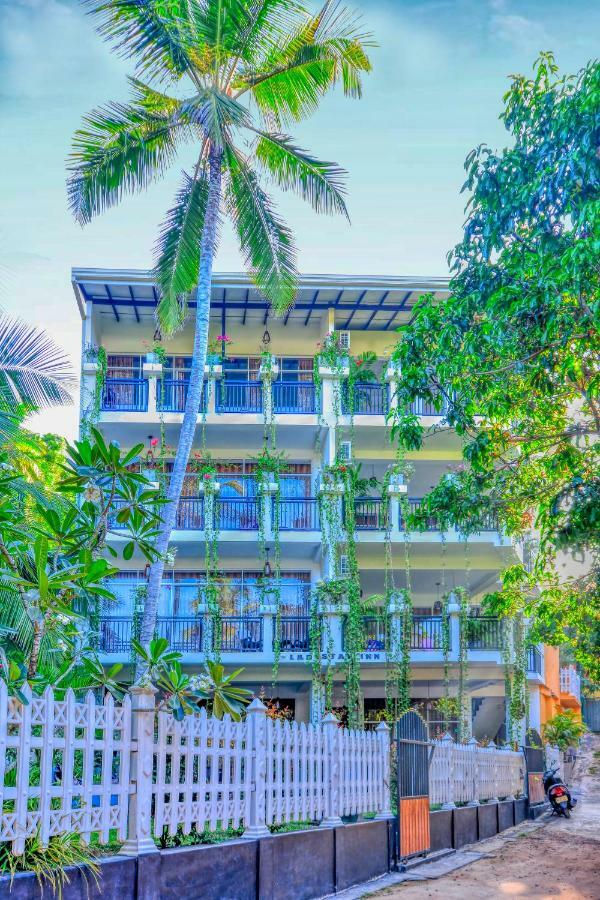 L&D Stay Inn Hikkaduwa Exteriör bild